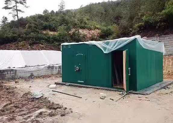 卫滨露天如何存放爆破线放炮线等爆破器材？