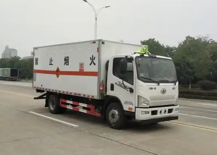 卫滨爆破器材运输车可以上高速吗？